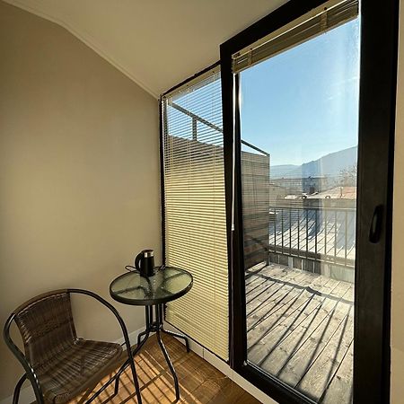 D And D Hotel Tbilisi Luaran gambar