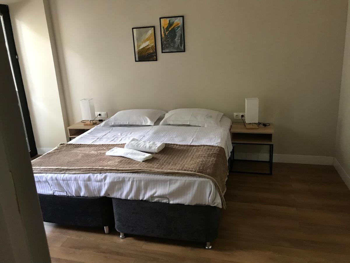 D And D Hotel Tbilisi Luaran gambar